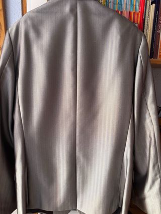 Traje de hombre talla 44 gris
