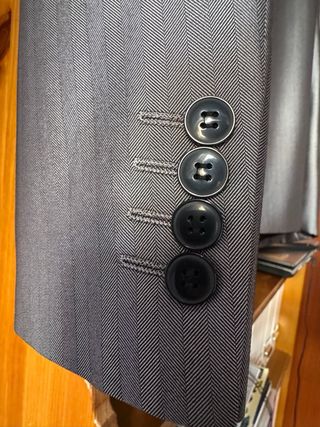Traje de hombre talla 44 gris