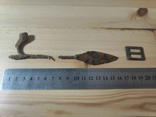 Clavo crucifixión, Punta Flecha, Hebilla