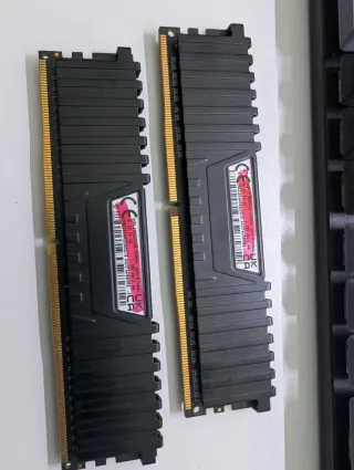 G.Skill DDR4 16GB (2x8GB) 2400MHz