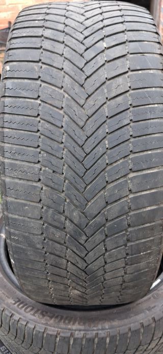Bridgestone A005 Evo  245/40 R19 98Y