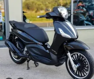 Piaggio Beverly 300 Police