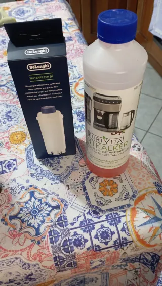 DeLonghi Macchina Caffè Espresso Cappuccinatore