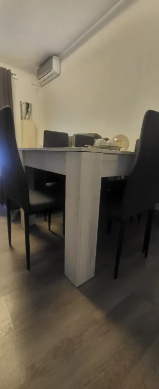 Mesa comedor y 6 sillas