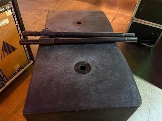 Pareja Subwoofers Electro Voice ELX118P