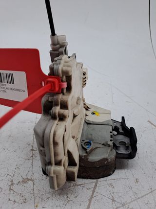 CERRADURA PUERTA DELANTERA DERECHA AUDI A4 AVANT (8E) (5)