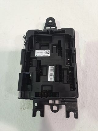 CAJA FUSIBLES BMW 1 (F20) (4)