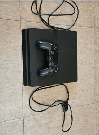 Consola PS4 Negra