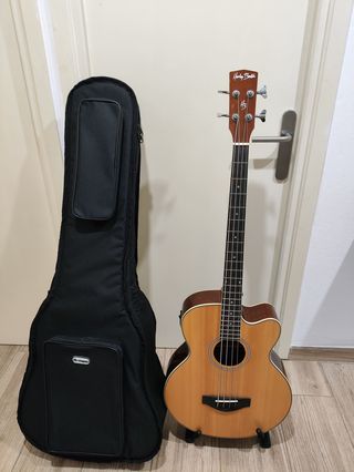 Bajo Acústico Harley Benton B-30NT + Funda