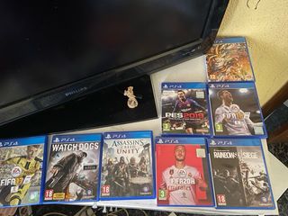 PS4 (PlayStation 4) Negra + Mando y Cables