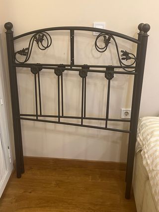 Cabeceros de metal negro para cama de 90