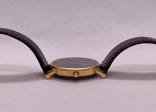 🇺🇸Reloj Bulova Dorado y Negro