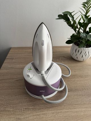 Plancha de Vapor Braun