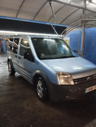 Se cambia por furgoneta grande.aportano diferencia