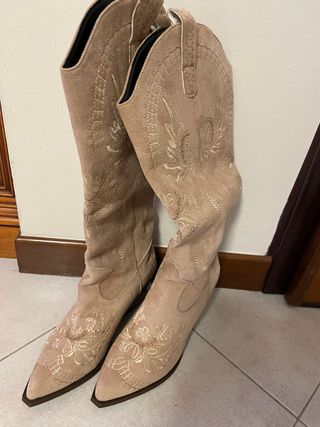 Stivali scamosciati donna camperos beige