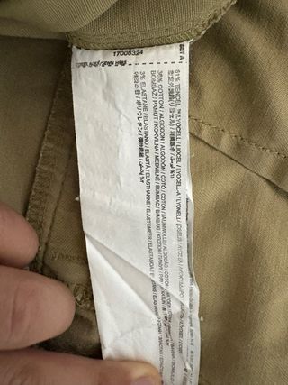 Pantalones cargo color marrón Mango