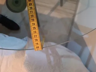 Mesa redonda cristal y metal