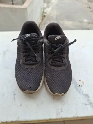 Scarpe Nike nere/grigie