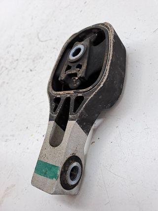 SOPORTE MOTOR OPEL CORSA F (5)