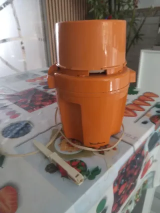 Picadora carne eléctrica naranja Moulinex