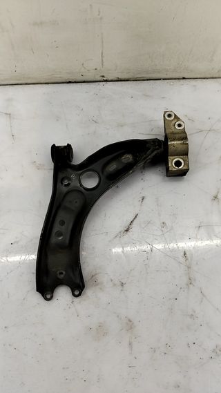 SOPORTE BRAZO SUSPENSION DELANTERO DERECHO SEAT LEON (1P1)