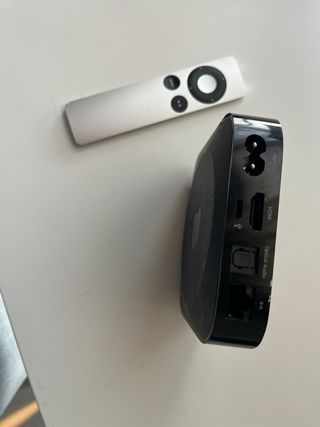 Apple TV 3ª Gen + Mando