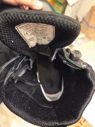 Anfibi Pelle Soldini Neri