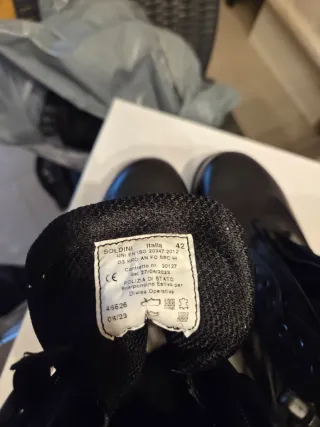 Anfibi Pelle Soldini Neri