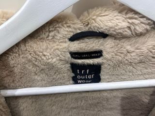 Chaqueta Zara con capucha y pelo