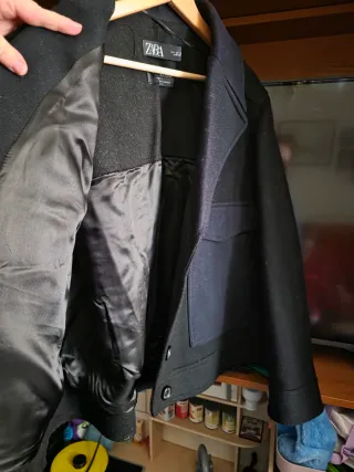 Chaqueta con lana de Zara con una puesta