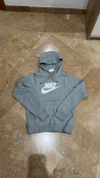 Pack Ropa Nike con ETIQUETAS, todo original.