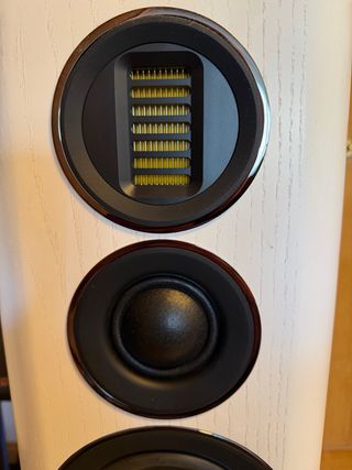 Wharfedale EVO 4.2 Altavoces blancos + stands