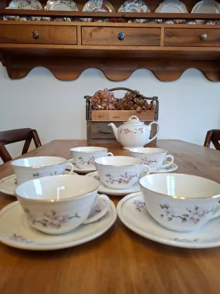 Servizio da tè vintage in porcellana
