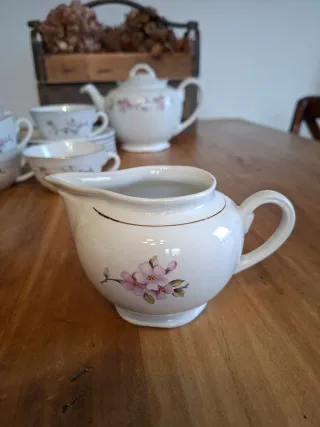 Servizio da tè vintage in porcellana