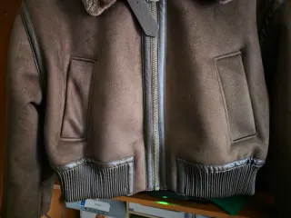 Chaqueta Zara pelo marrón sin estrenar