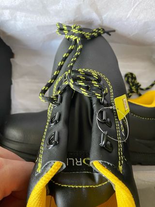 Zapatos de seguridad Forli negros y amarillos