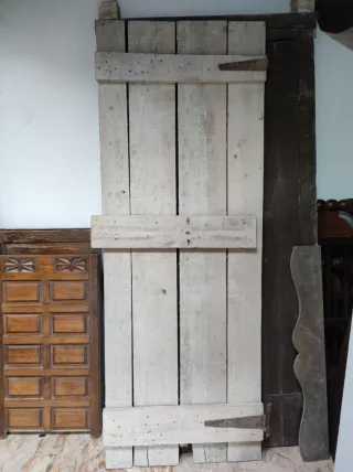 Puerta antigua madera rústica. 74x102