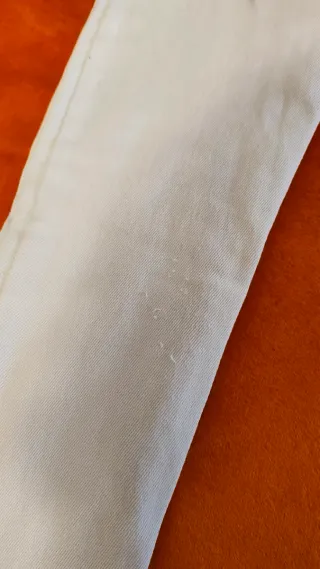 Pantalón vaquero blanco