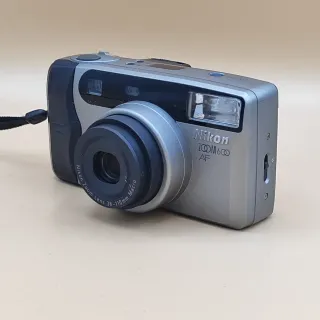 Nikon Zoom 600 AF Cámara Analógica