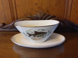 Salsera vintage porcelana pez dorado