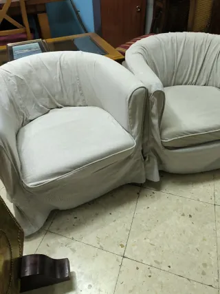 Dos sillones tipo Ikea