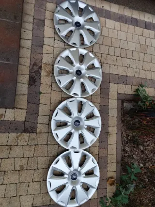 Tapacubos Ford R16 (4 unidades)