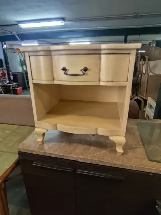 Mesita de noche vintage madera y cristal