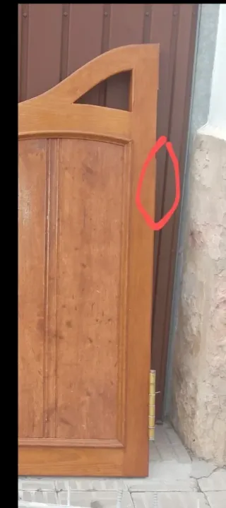 Puertas abatibles madera maciza