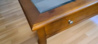 Mesa de centro madera y cristal . Original . Única