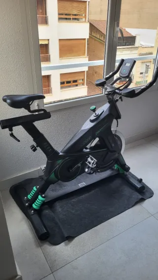 Bicicleta estática Cecotec UltraFlex 25.