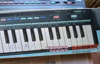 Pianola Bontempi ES 3200 vintage