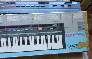 Pianola Bontempi ES 3200 vintage