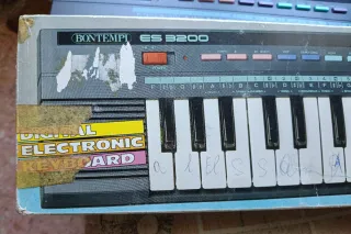 Pianola Bontempi ES 3200 vintage