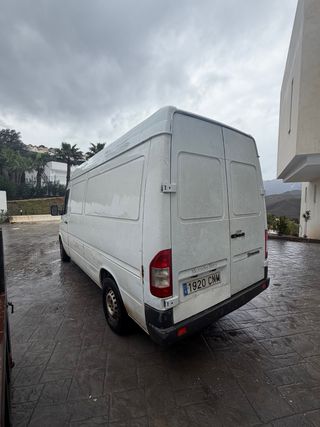 Mercedes-Benz Sprinter 2005